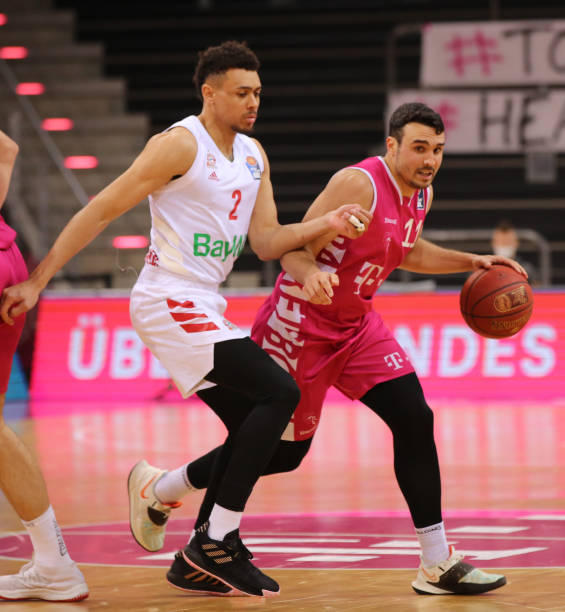 他的表现起 他的表现起