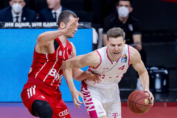 而是对团队 而是对团队