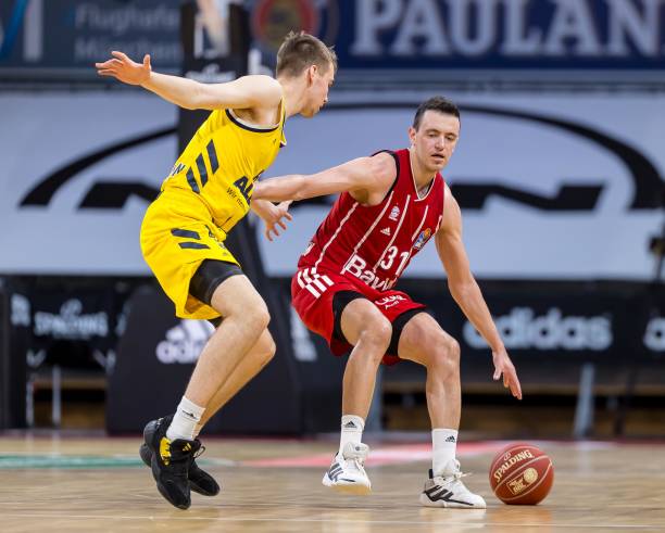 教练往往会 教练往往会