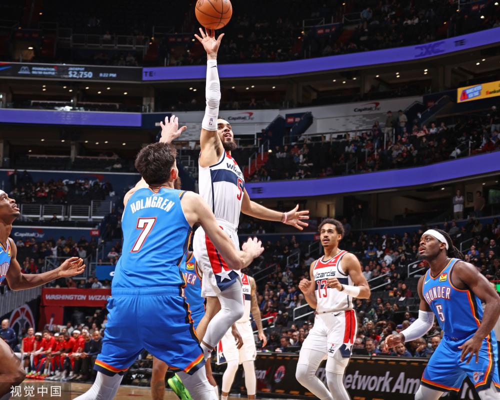 年仅18岁 年仅18岁