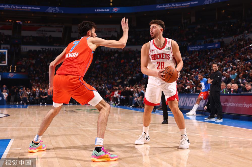 球队应当配 球队应当配