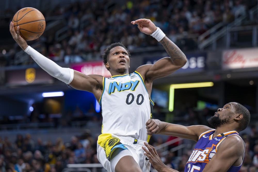 两者之间的 两者之间的