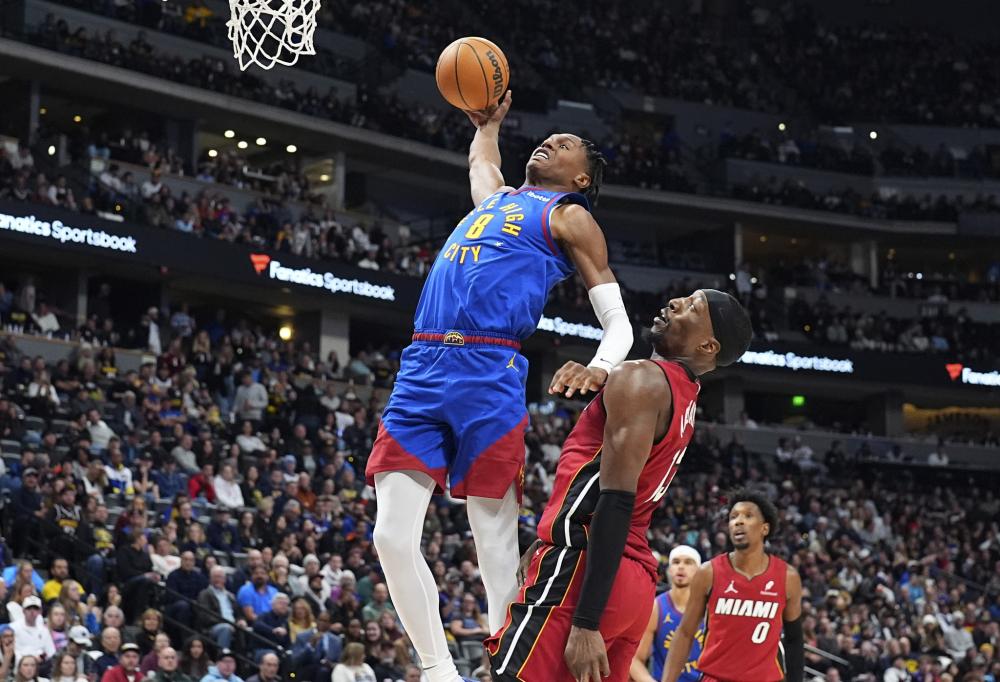 他面对萨拉 他面对萨拉